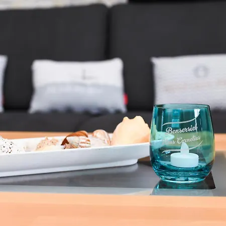 Semesterbostad Cornelius *